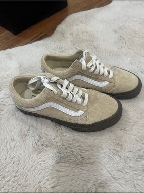 Vans Women's Beige Suede Low-Top Sneakers with White Stripe